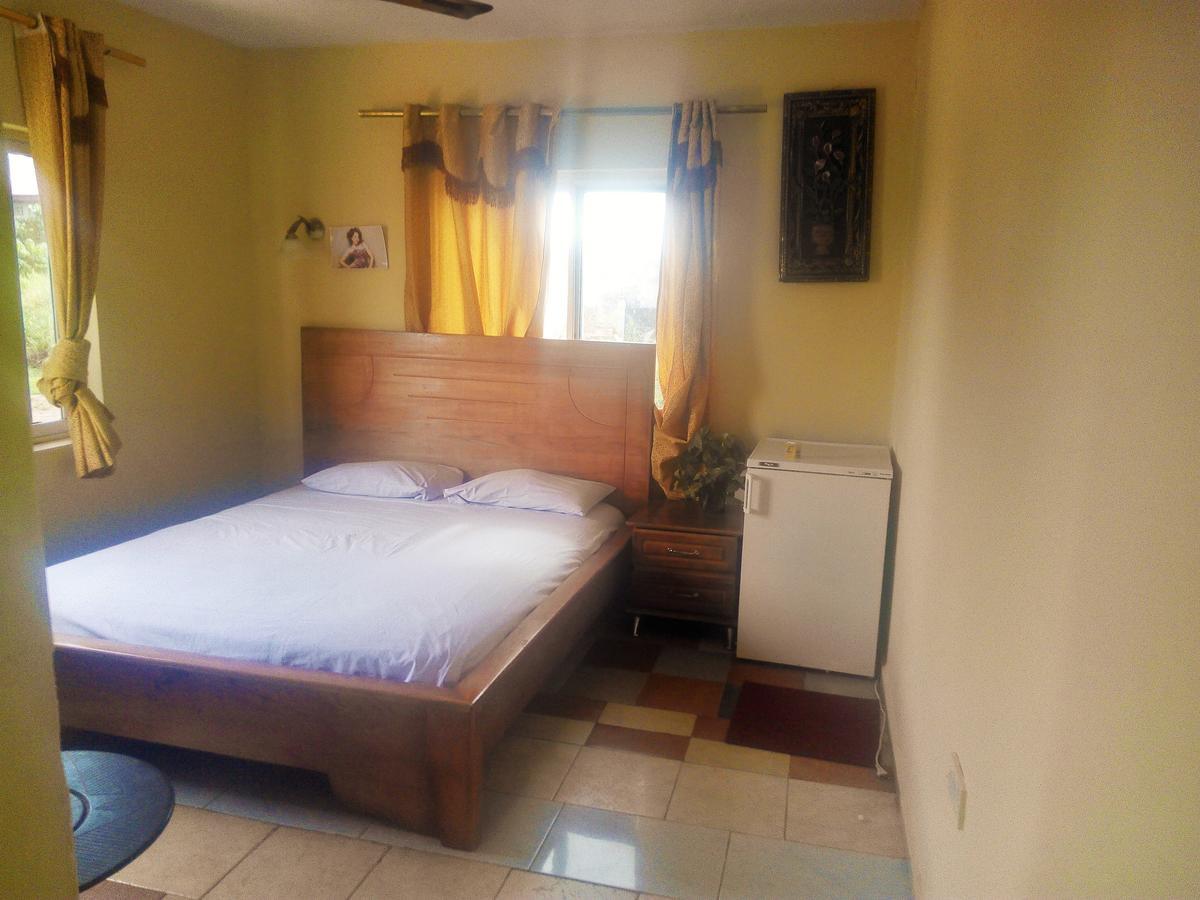 Open Space Hotel Kumasi Ngoại thất bức ảnh